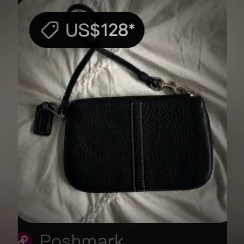 Vintage Y2K Coach clutch wallet Black soft Leather Wristlet with Silver Accents - Picture 2 of 13